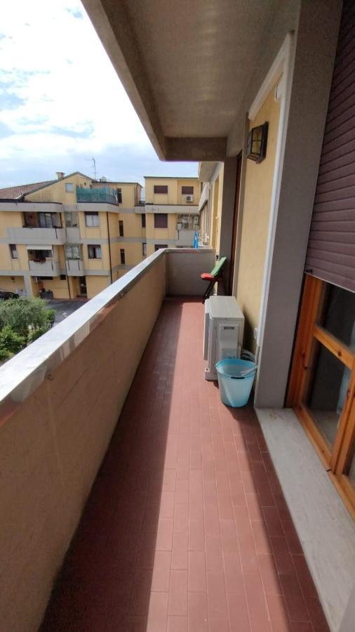 La Casa Dei Viaggiatori - Viareggio - Posto Auto Gratuitoアパートメント エクステリア 写真